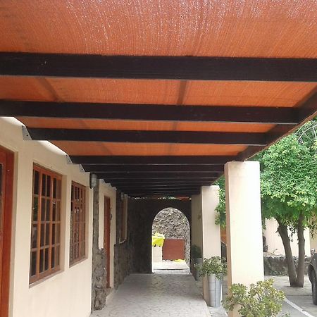 Larissa Hotel Maun Kültér fotó