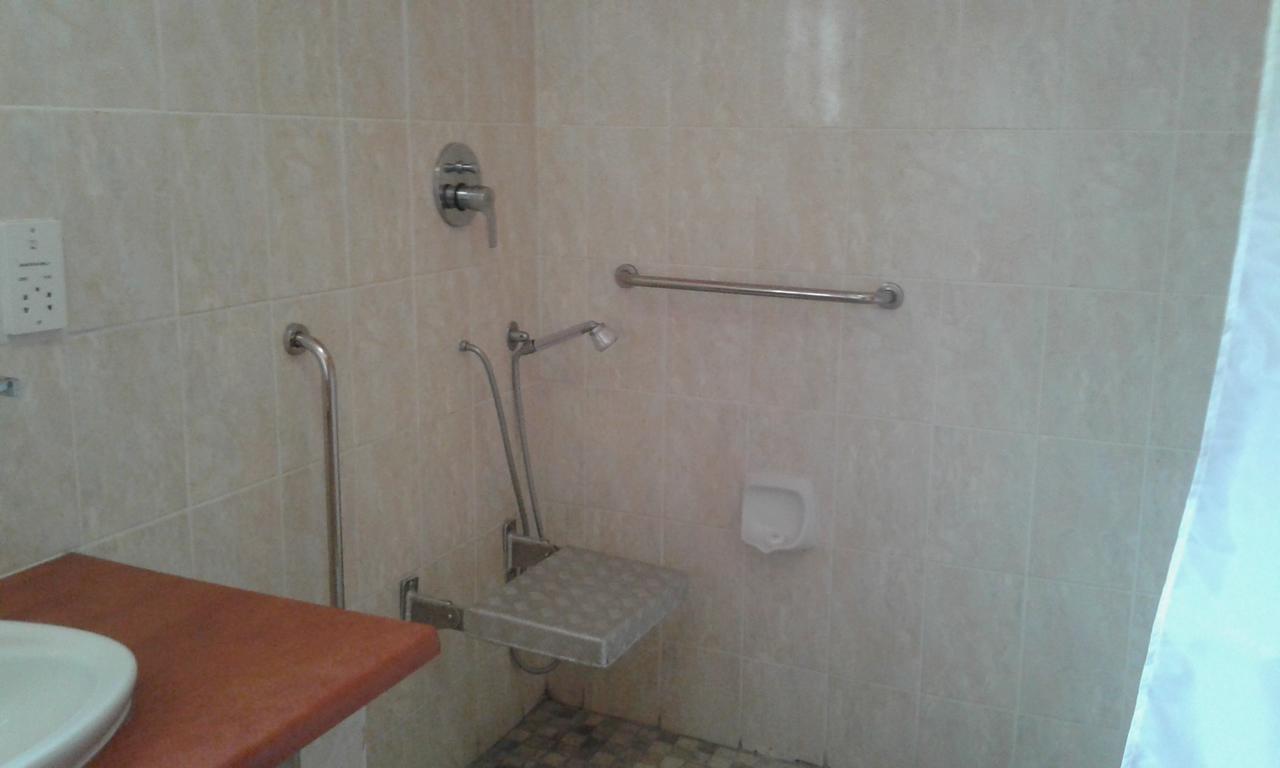 Larissa Hotel Maun Kültér fotó