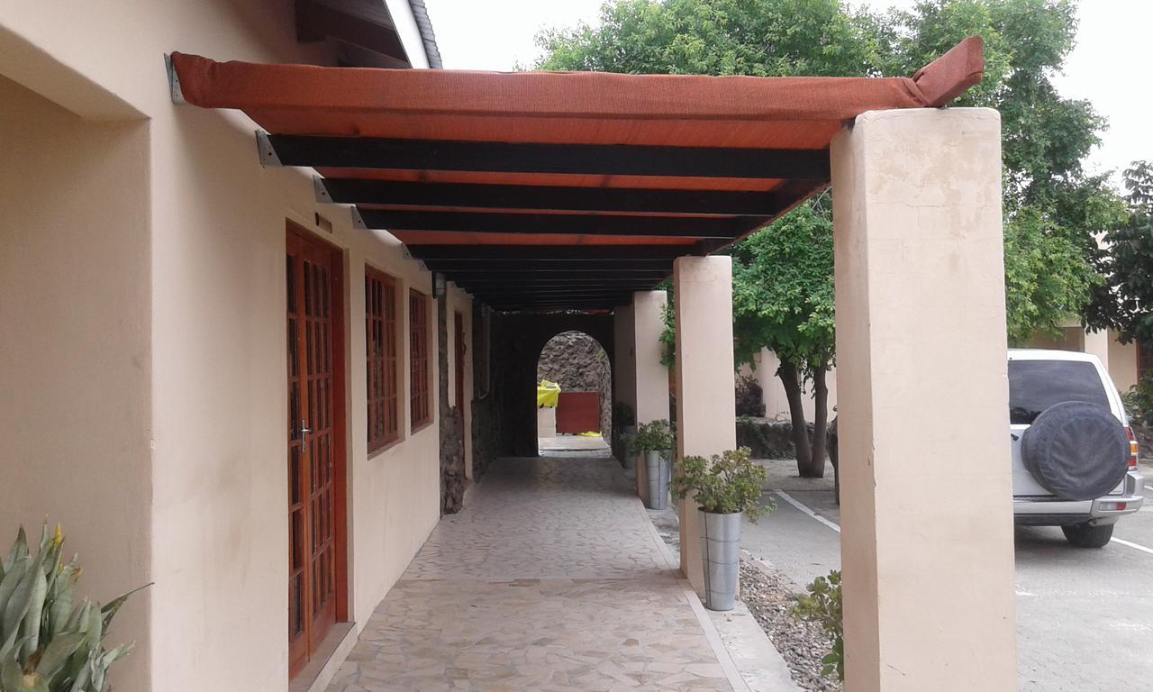Larissa Hotel Maun Kültér fotó